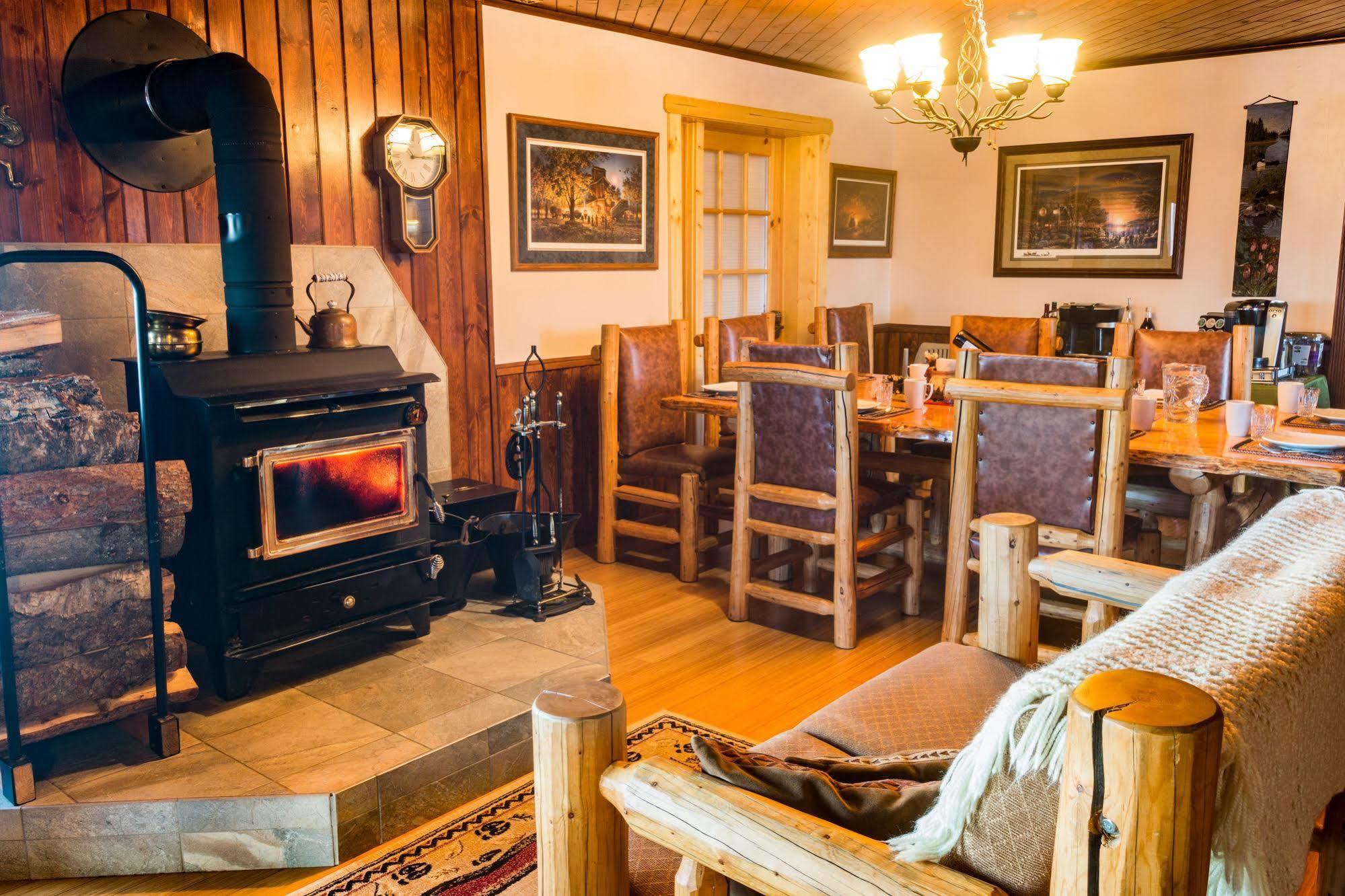 Talkeetna Denali View Lodge And Cabins Exterior photo